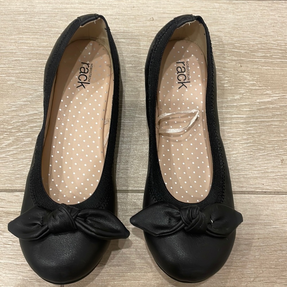 Girls black flats with bow detail size 3 Brand New brand Nordstrom Rack